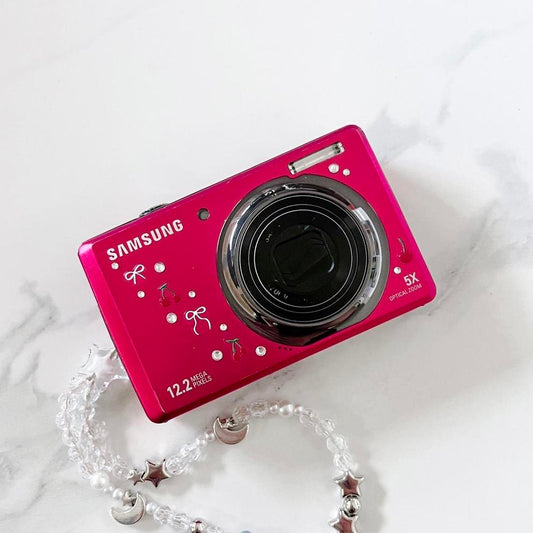 Samsung SL605 – 12MP Cherry Red Retro Y2K Camera 🍒✨ 5× Zoom & Smart Auto