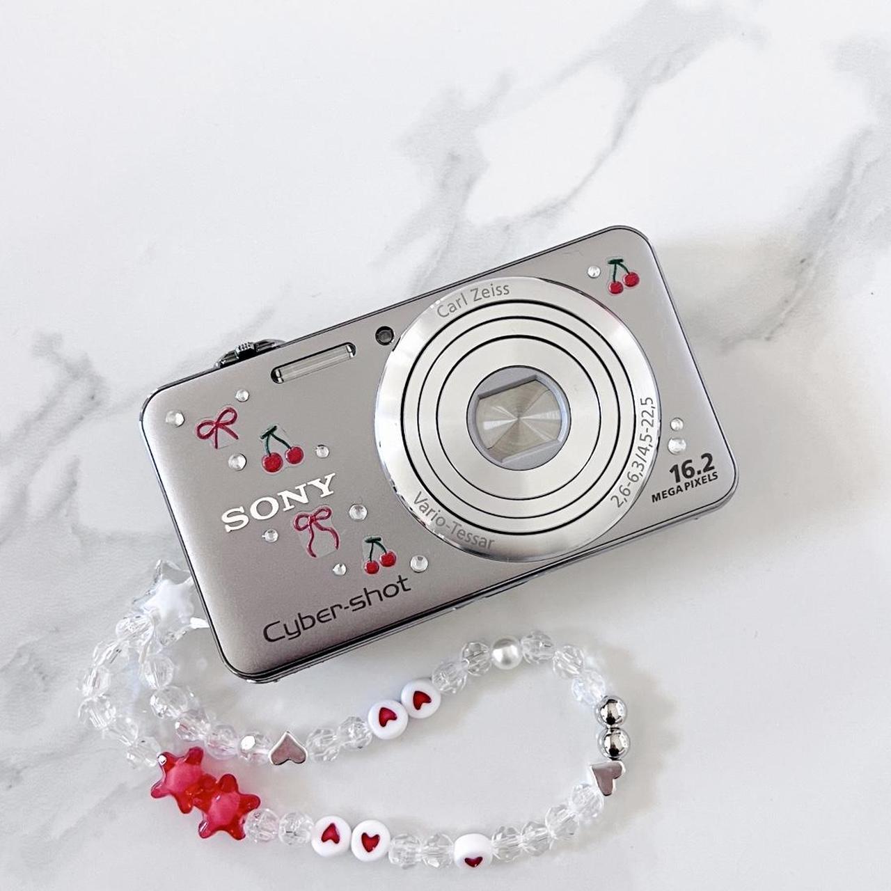 Sony Cybershot WX50 β Compact Silver Y2K Digicam | 16.2MP, SteadyShot, Full HD