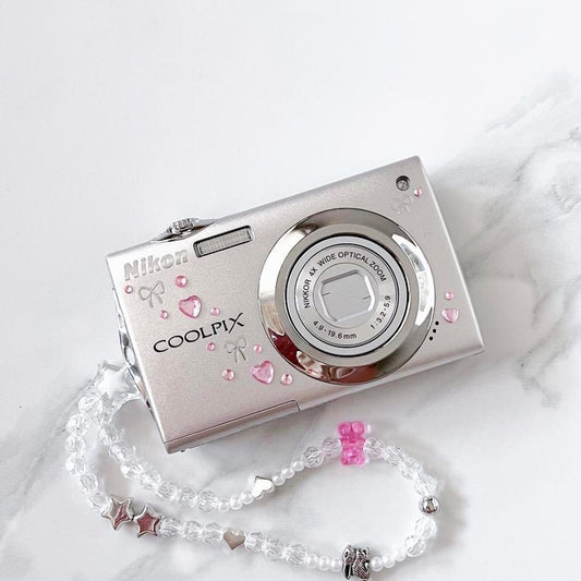 Nikon Coolpix S4000 β Silver Y2K Digicam | 12MP, Touchscreen, HD Video