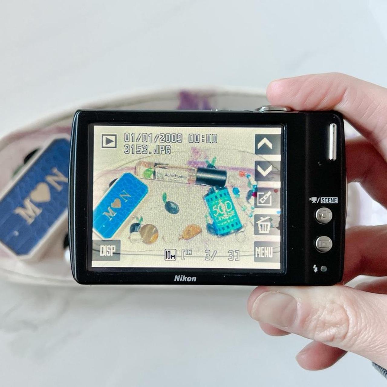 Nikon Coolpix S230 โ Y2K Touchscreen Digicam | 10MP, VR, HD Video