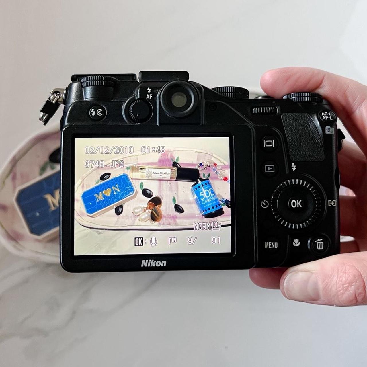 Nikon Coolpix P7000 β Pro Y2K Digicam | 10MP, RAW + Manual, 7Γ Zoom