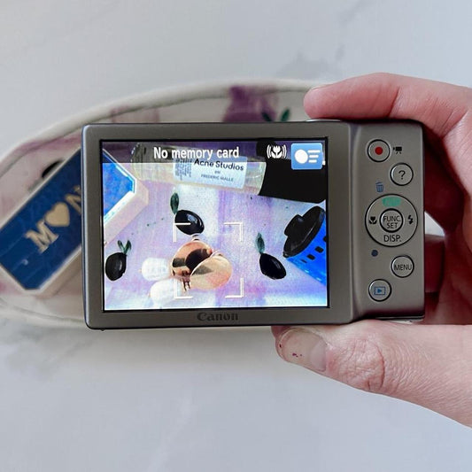 Canon Silver and Grey Cameras-and-accessories
