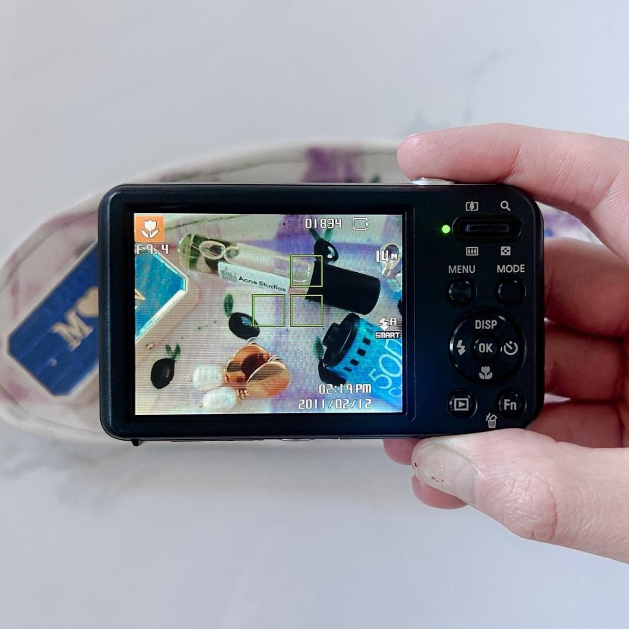 Samsung PL120 β Dual Screen Retro Y2K Camera β¨ Perfect for Selfies & HD Video