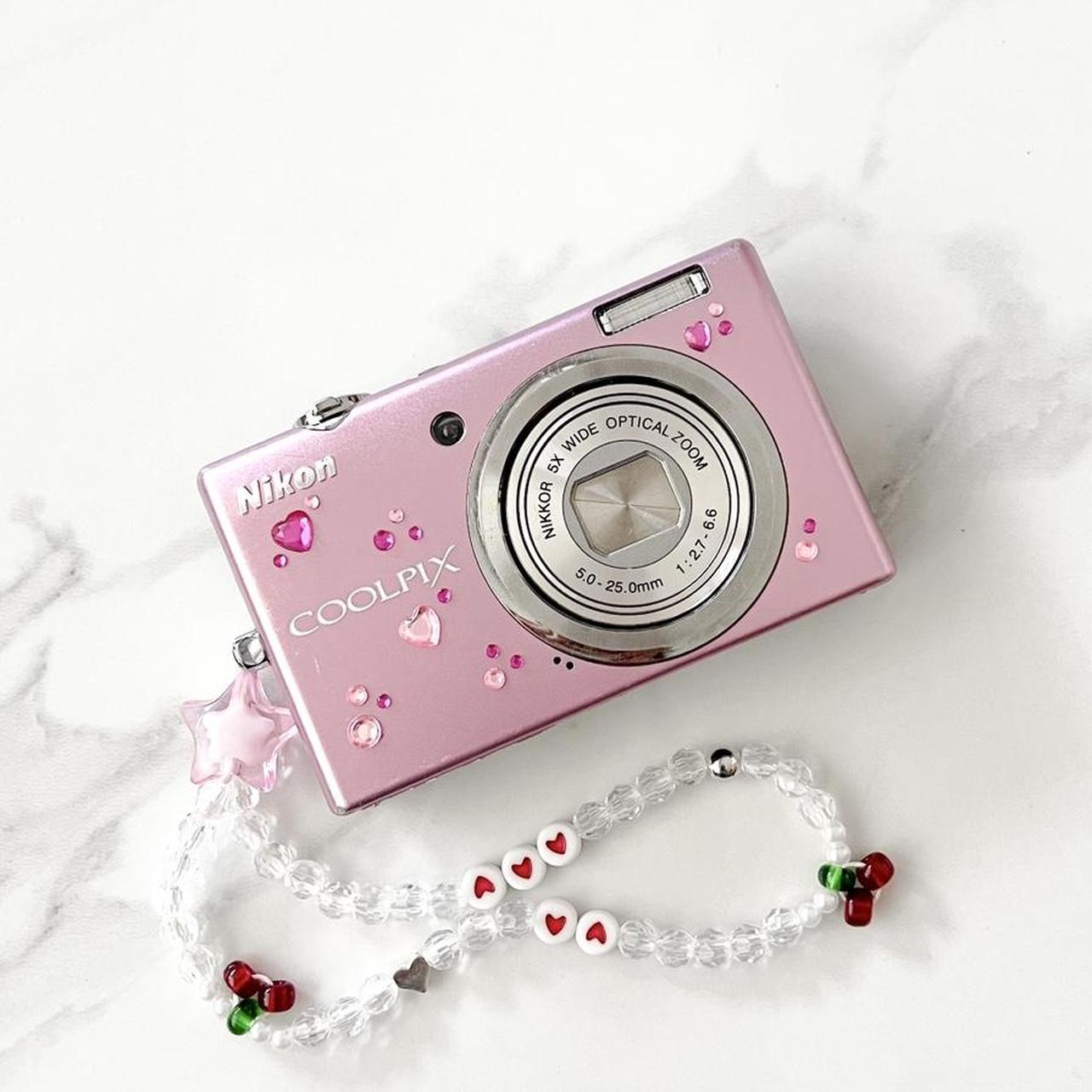 Nikon Coolpix S570 β Baby Pink Y2K Digicam | 12MP, VR Stabilization, HD Video