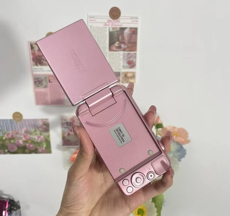 Rare Vintage Snap Shooter – Pre-Owned Collector's Piece 📷