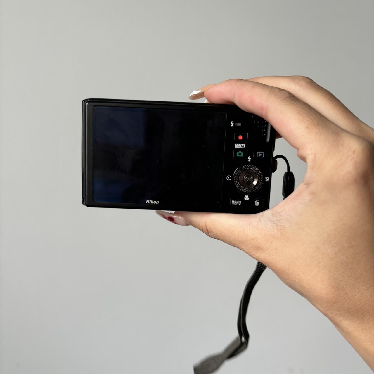 Used Digital Camera | Nikon Coolpix Digital Camera S8000 14MP Digital Camera in brown | Complete Set