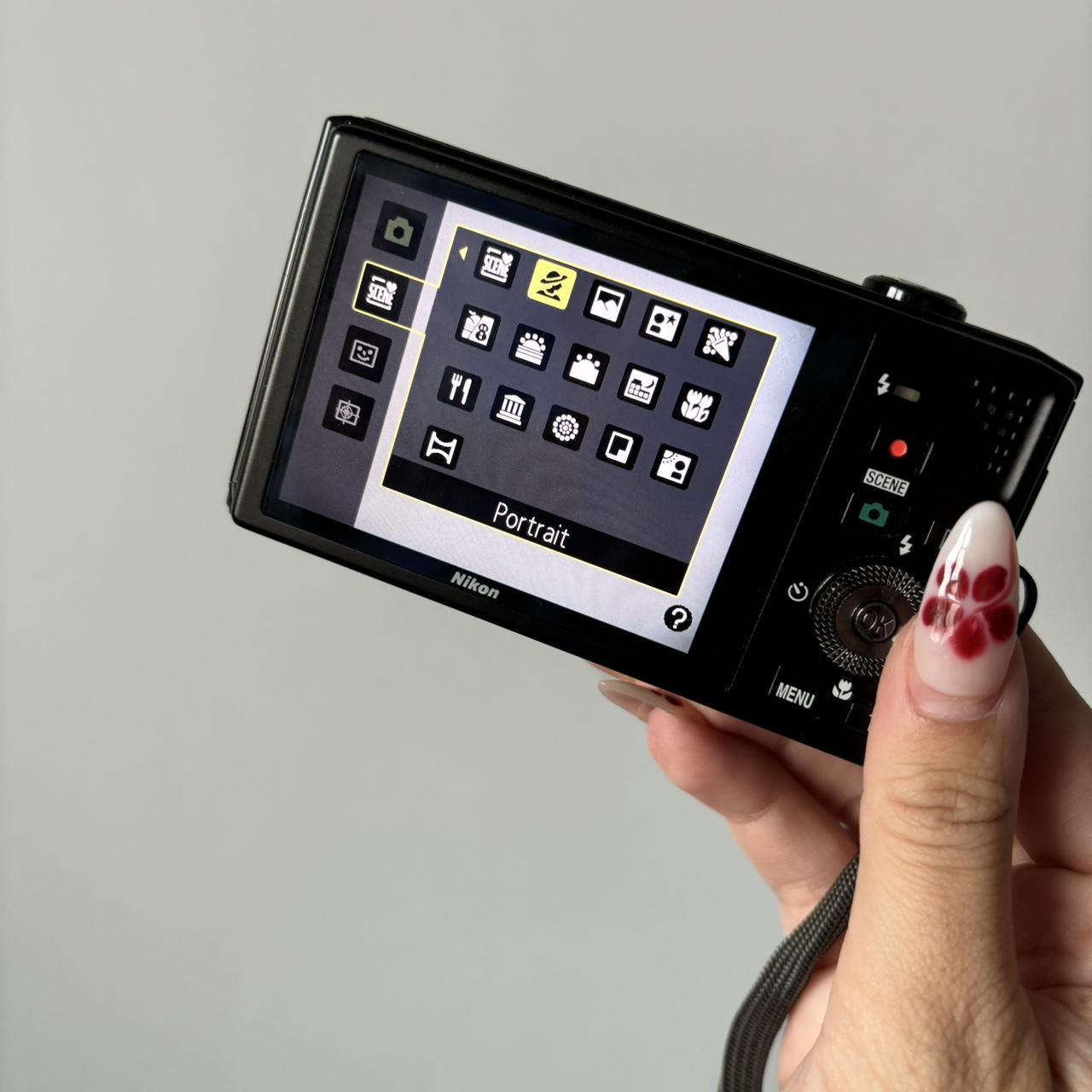 Used Digital Camera | Nikon Coolpix Digital Camera S8000 14MP Digital Camera in brown | Complete Set