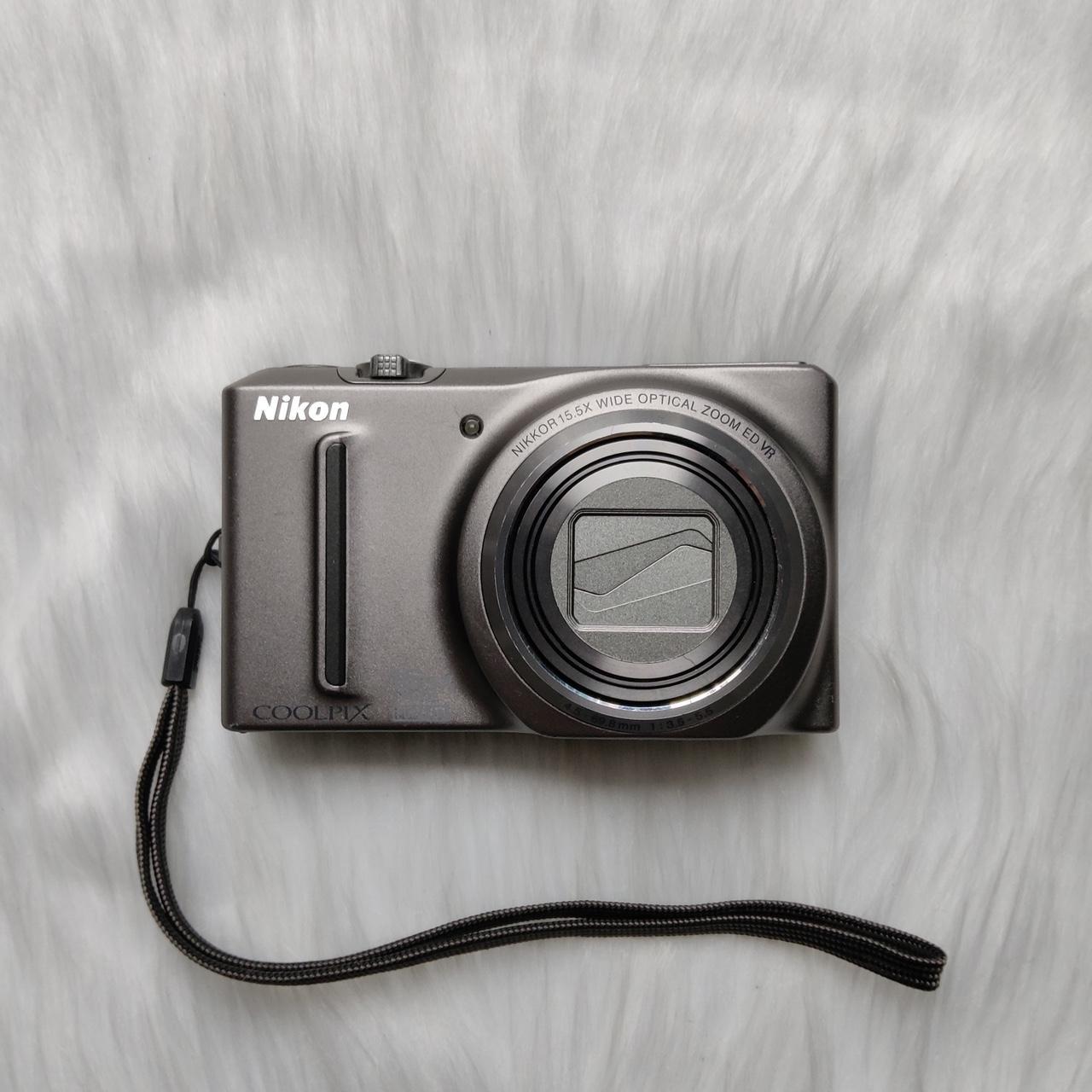 Used Digital Camera | Silver Nikon COOLPIX S9050 Digital Camera | Complete Set