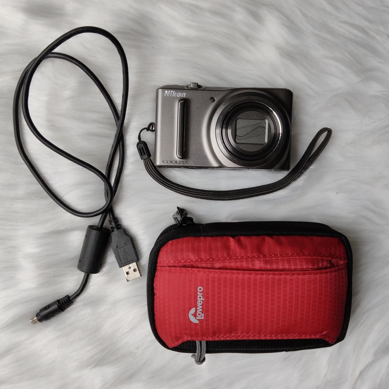 Used Digital Camera | Silver Nikon COOLPIX S9050 Digital Camera | Complete Set