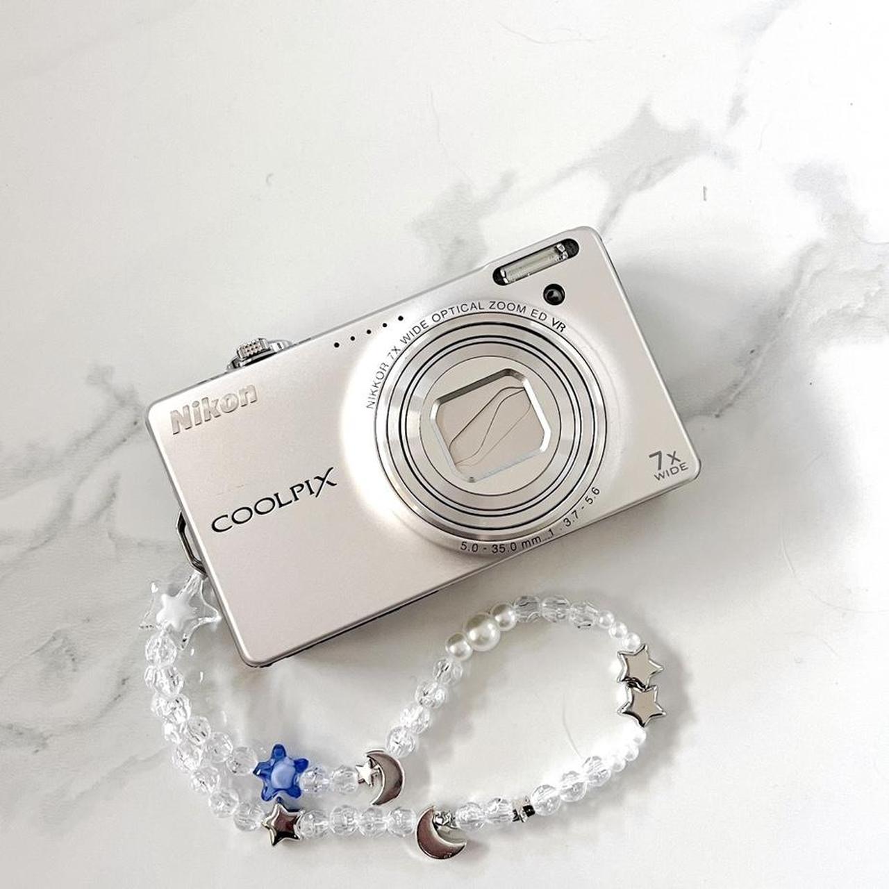 Nikon Coolpix S6000 – Silver Y2K Digicam | 14.2MP, NIKKOR Lens, HD Video