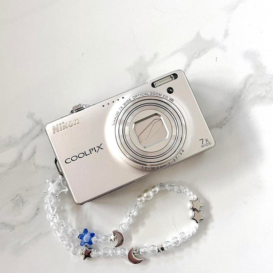 Nikon Coolpix S6000 – Silver Y2K Digicam | 14.2MP, NIKKOR Lens, HD Video