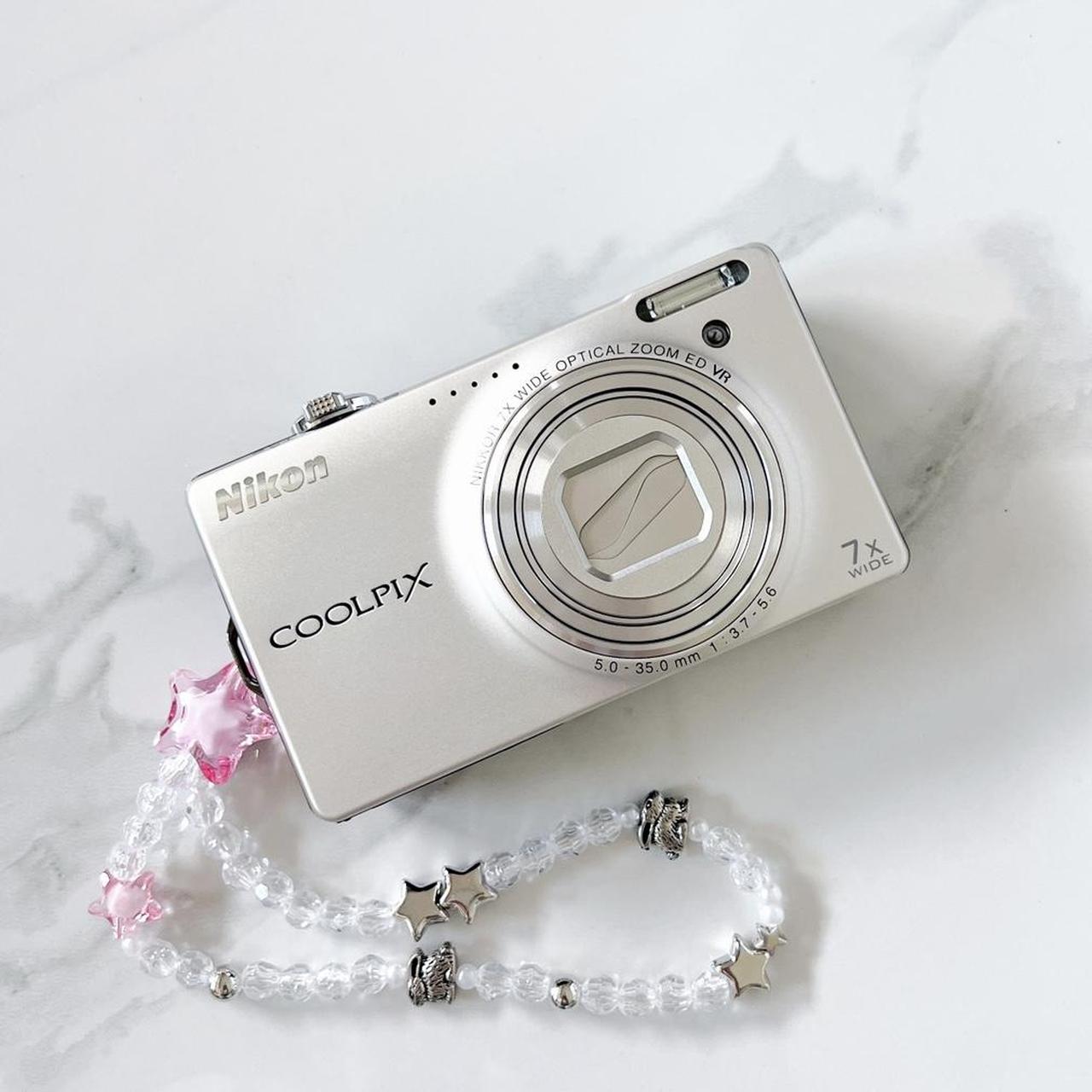 Nikon Coolpix S6000 – Silver Y2K Digicam | 14.2MP, HD Video, 7× Zoom