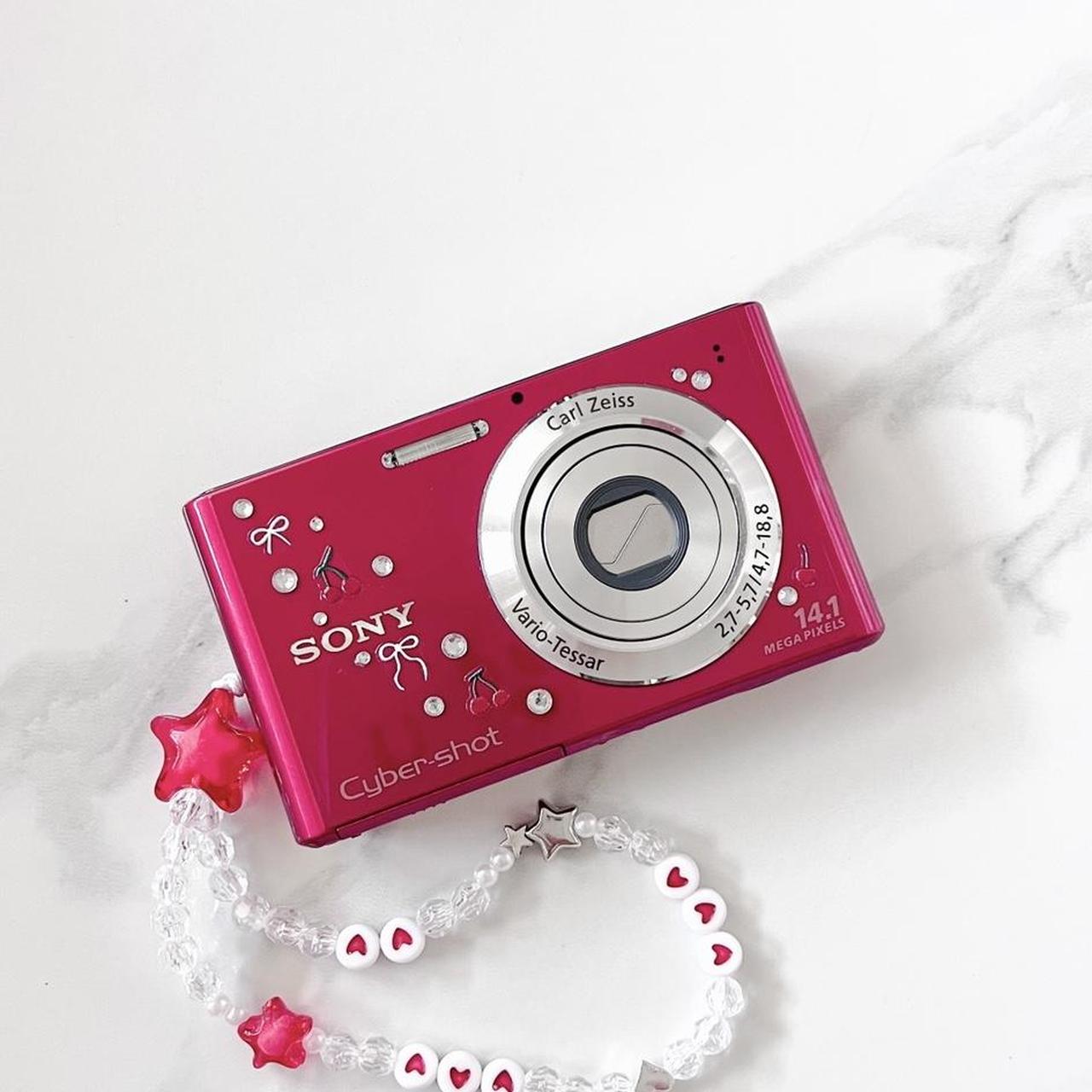Sony Cybershot DSC-W330 – Cherry Red Y2K Digicam | 14.1MP, Carl Zeiss Lens, HD Video