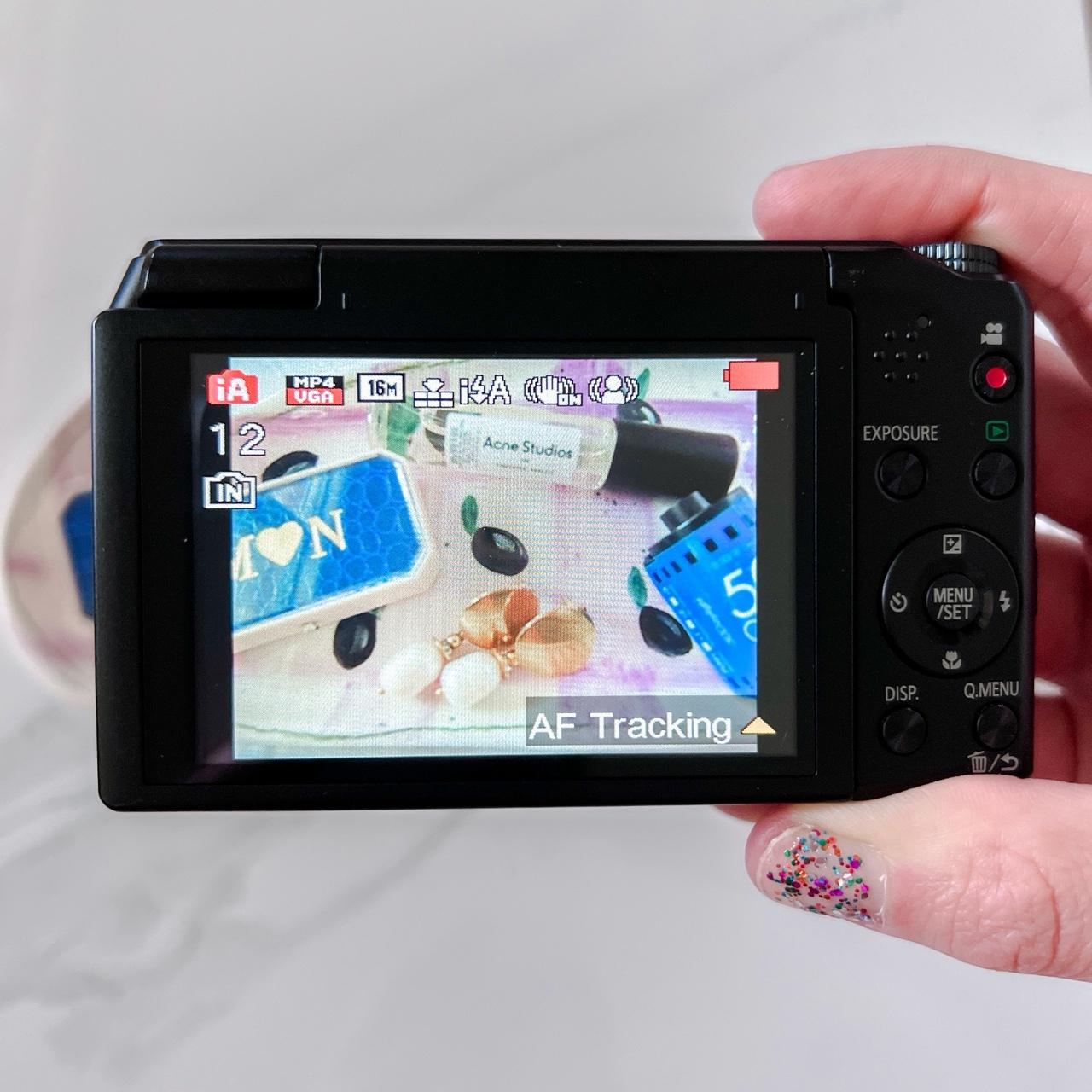 Panasonic Lumix ZS35 – 16MP Retro Vlog Camera ✨ 180° Flip Screen & 20× Leica Zoom