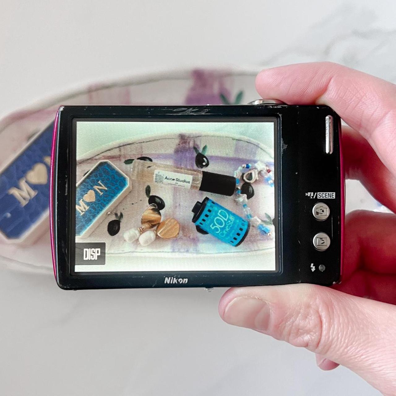 Nikon Coolpix S230 – Cherry Red Y2K Digicam | 10MP, Touchscreen, VR