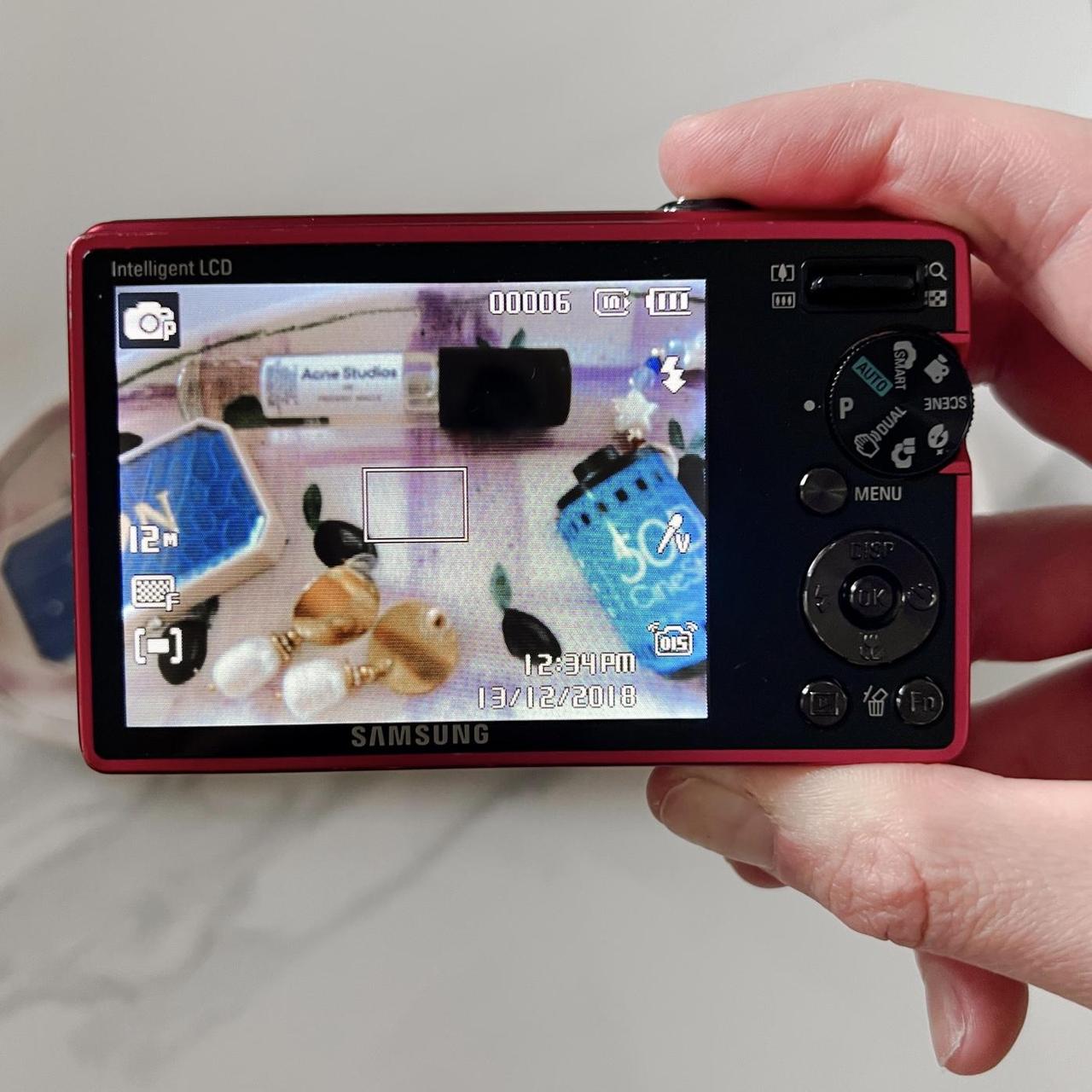 Samsung SL605 – 12MP Cherry Red Retro Y2K Camera 🍒✨ 5× Zoom & Smart Auto