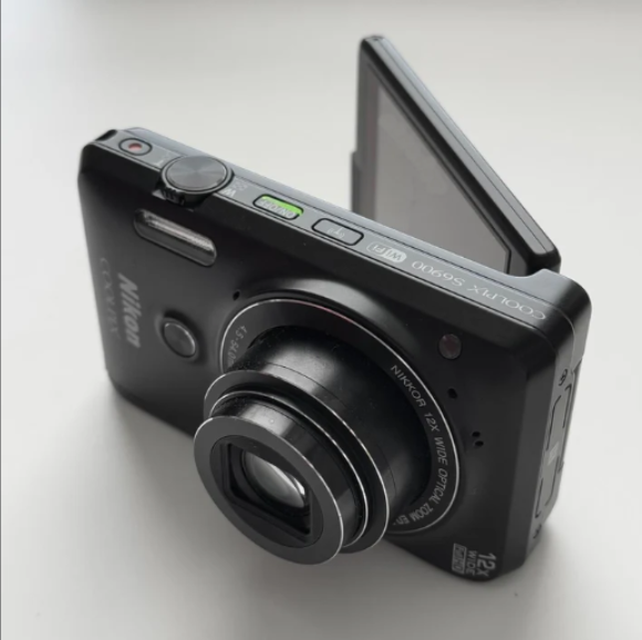 Pre-Owend  Digital Camera Bundle