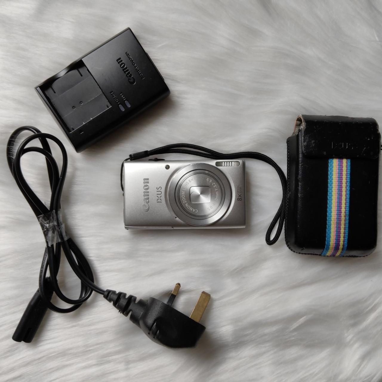 Used Digital Camera | Silver Canon IXUS 132 HD Digital Camera | Complete Set