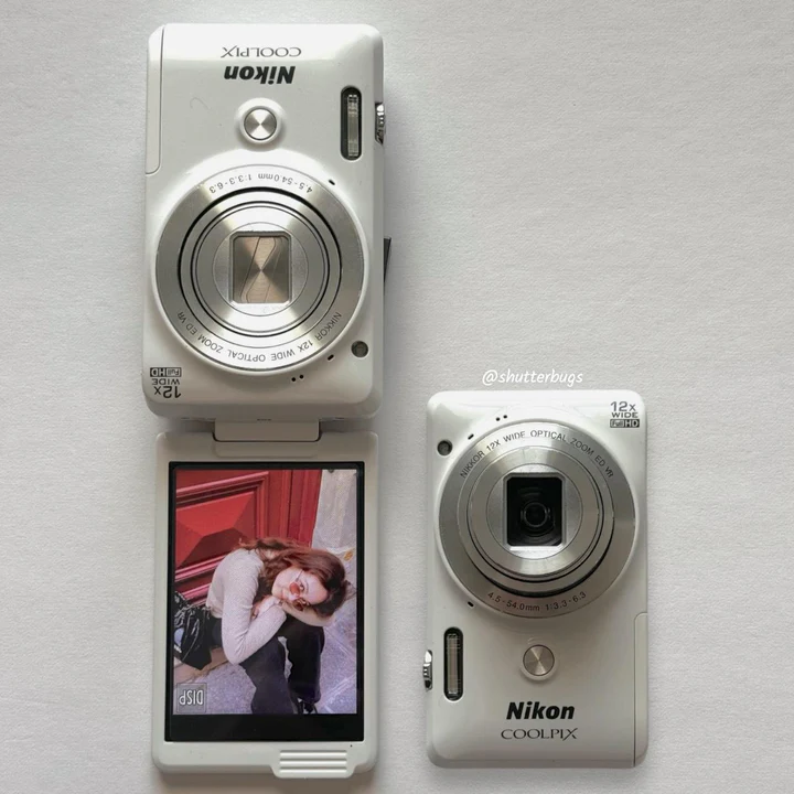 Pre-Owend Digital Camera Bundle  RARE Glossy White 🤍 ˚⊹ ⋆