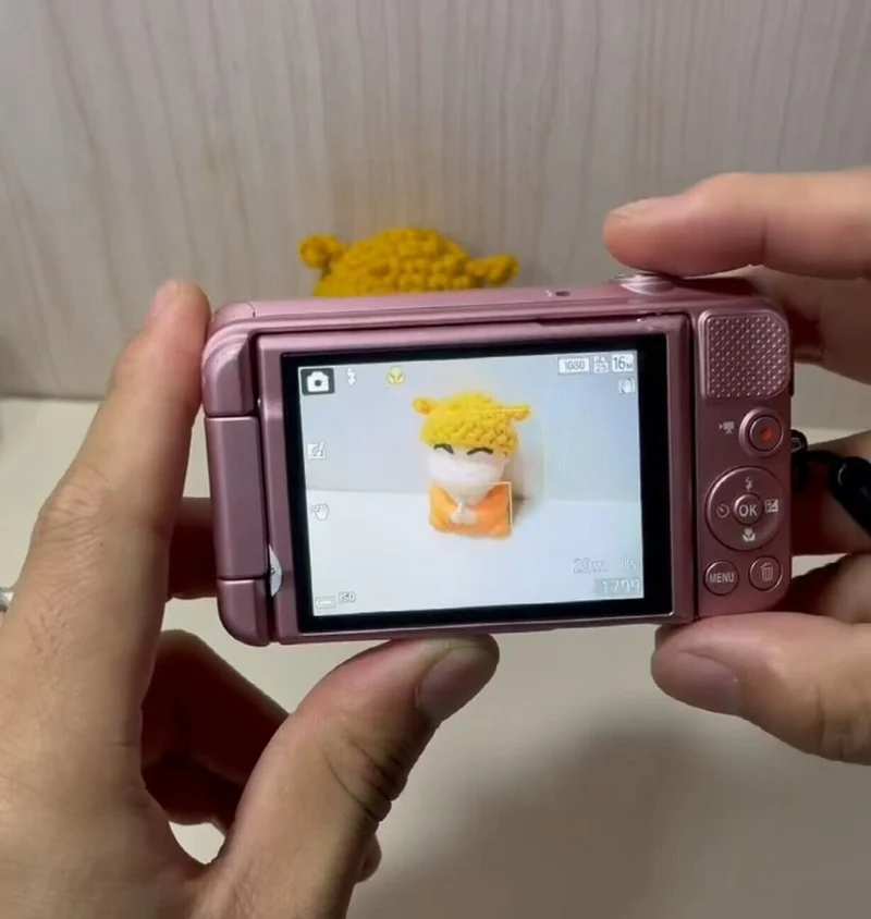 Rare Vintage Snap Shooter – Pre-Owned Collector's Piece 📷